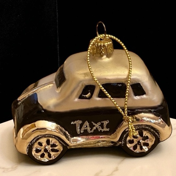 Taxi Cab Museum Series by THOMAS PACCONI - Picture 1 of 11